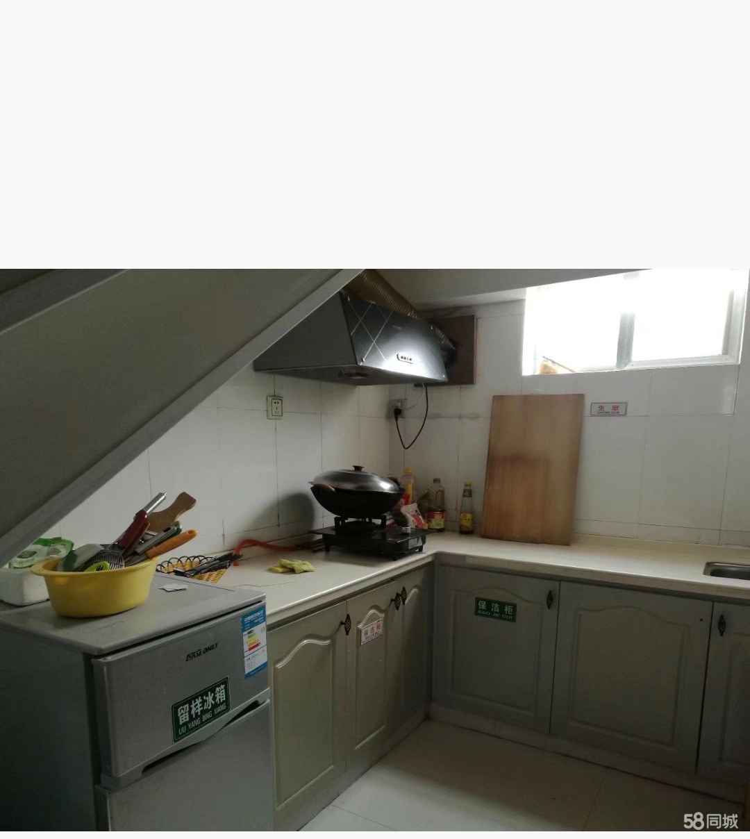 开发区临街吉铺出租。可商用、办公、居住