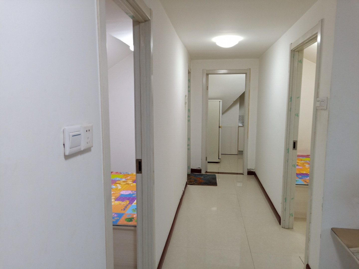 免费地暖精装阁楼免费