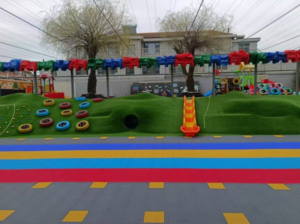 威海市文登区雁北街16-1号（原教育实验幼儿园）地块及地上出