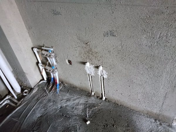 承接水电暖全包清工改下水砸墙扣地开槽打水钻测漏等等诚信为本