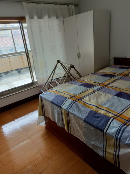 石马街北区阁楼出租