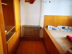 抱山街16号三单元一楼西