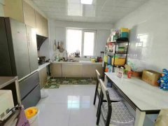 龙泽苑封闭小区框架楼多层住人一楼87平两室两厅40万