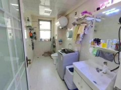龙泽苑封闭小区框架楼多层住人一楼87平两室两厅40万