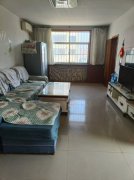 实验中学北兴隆街多层住人3楼120平4室1100元/月年租起