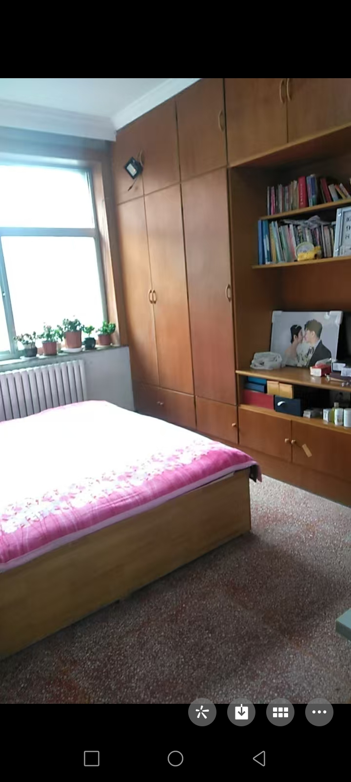 带院子一楼出租